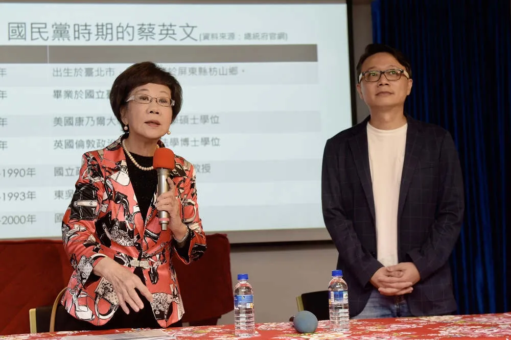 呂秀蓮直指「國圖存放的是論文集」　再揪蔡英文博士疑點