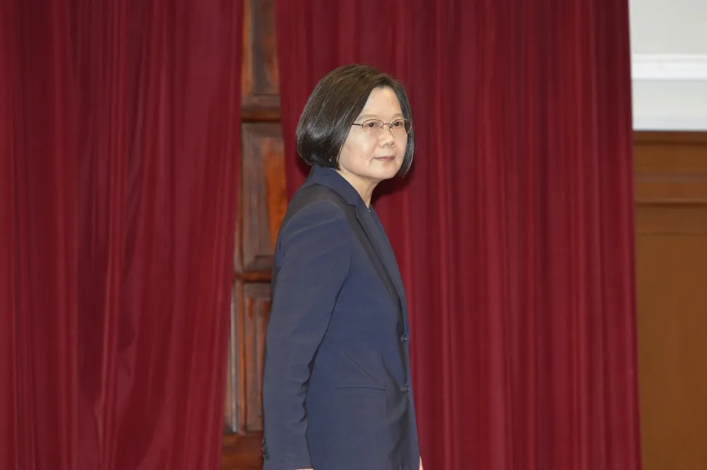 「蔡英文賣台給日本」假消息竄臉書　調查局揪出是中國五毛