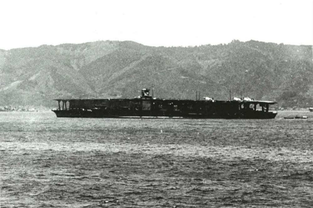 【海軍王牌飛行員搖籃】於中途島遭擊沉77年後　日本二戰「赤城號」航空母艦遺骸被尋獲
