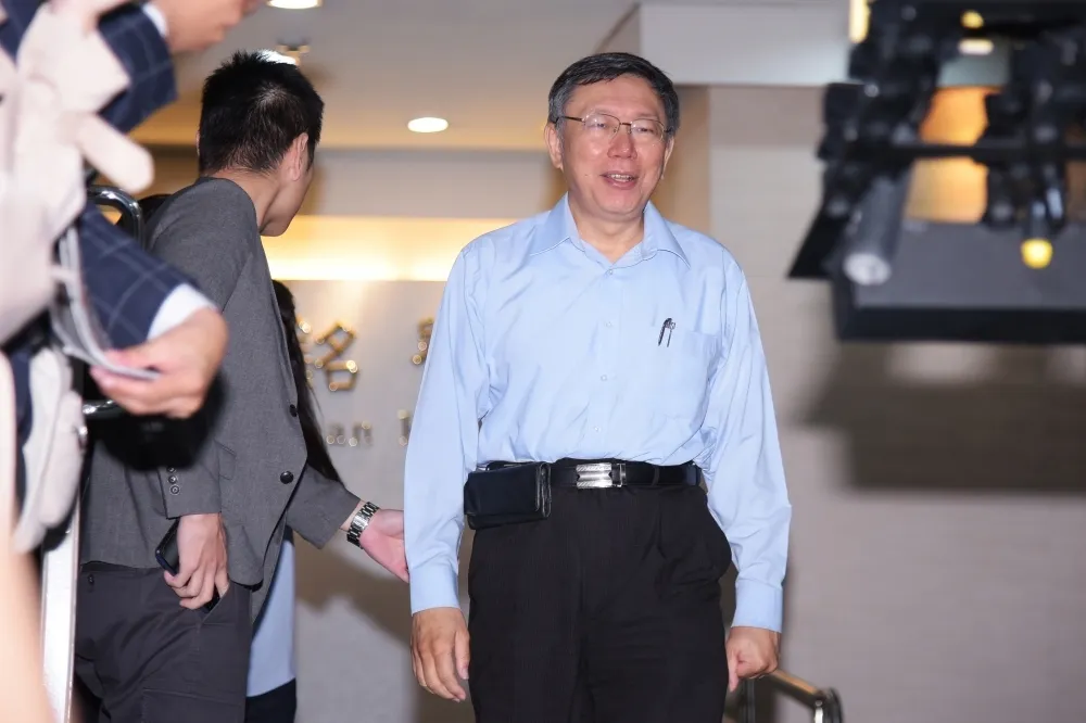 太陽花濺血北市警局判賠百萬元　柯文哲：出問題不應全是基層負責
