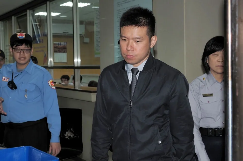 【私菸案首開庭】吳宗憲張恒嘉堅稱無罪 　如不服上級命令訂菸則有抗命之嫌