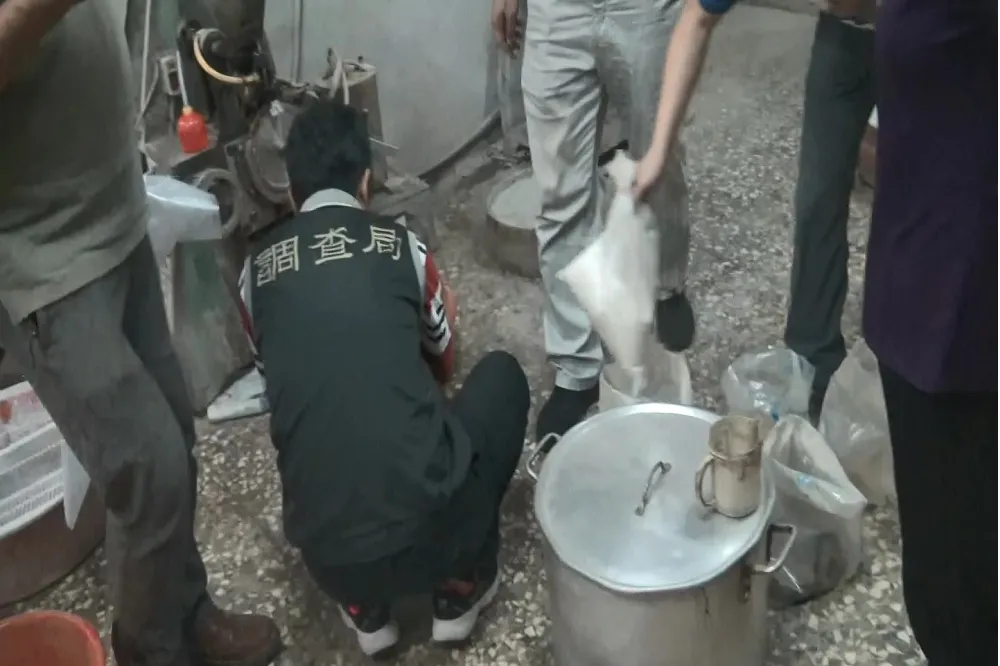 調查局破獲假中藥工廠　查獲4萬顆黑心丸