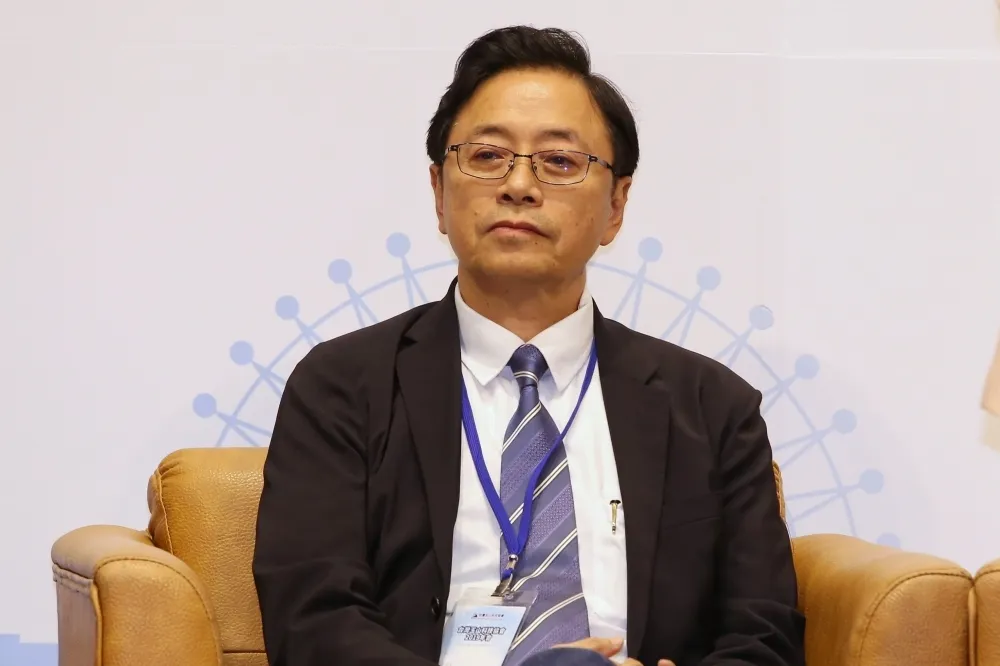 年輕人沒出社會才覺得嗆中很爽？　府方轟張善政：不知民間疾苦