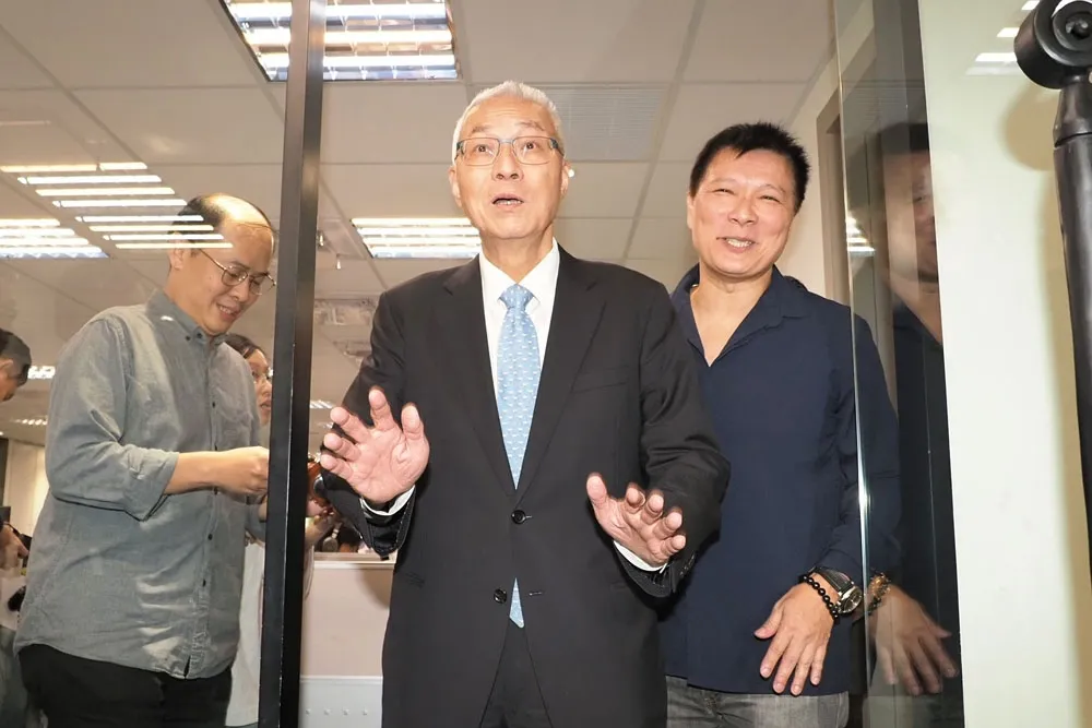 【影片】趙少康盼吳列不分區15名　吳敦義直呼：太神了