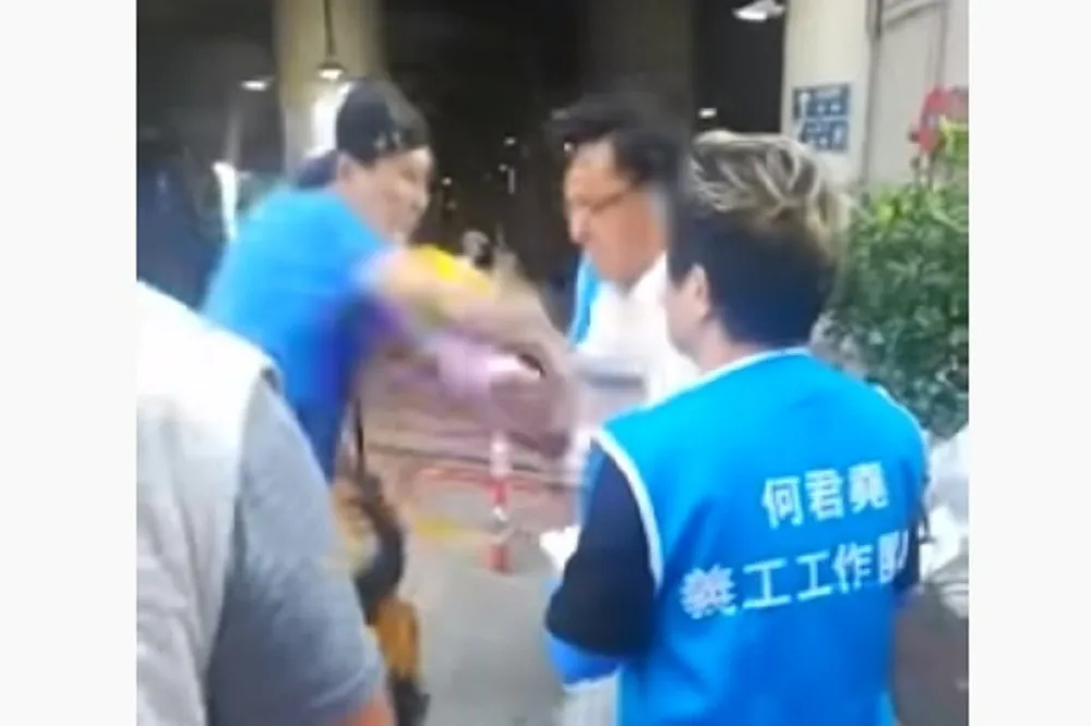 香港立法會議員何君堯被砍　偏激言論曾讓服務處多次遭縱火