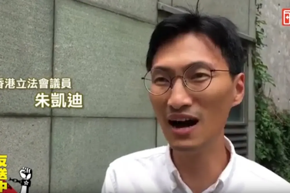 朱凱廸深夜遭港警逮捕　另6名民主派議員接獲電話「預告拘捕」