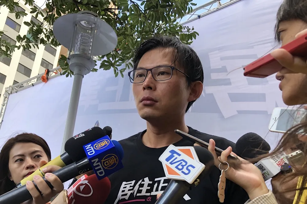 林亮君、吳崢不滿不分區黑箱退黨　黃國昌嗆：邱顯智、徐永明請我徵詢人選