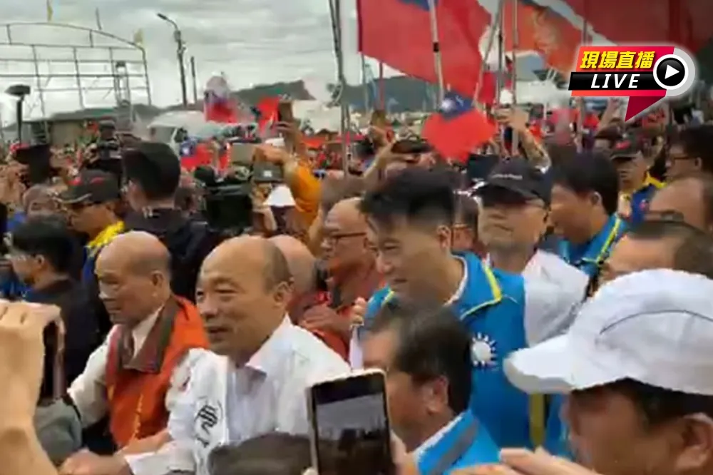 【直播】韓國瑜基隆聖安宮參拜　民眾驚：沒看過這樣陣仗  