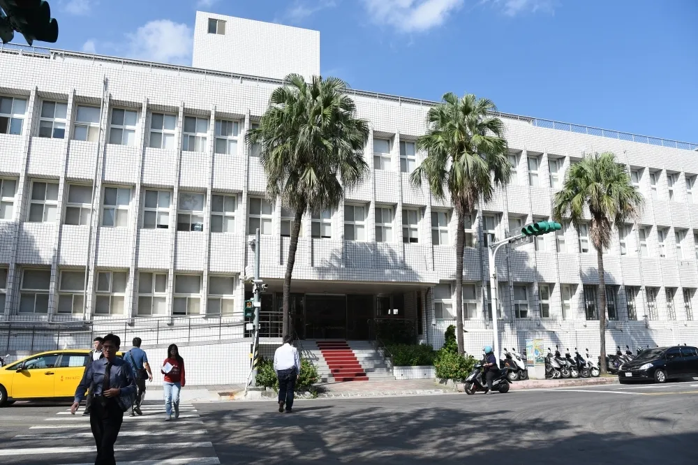 【血汗輪班】地檢爆「脫北潮」　法警哀：想撐退休但想活久一點