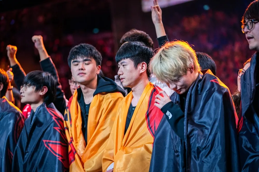 【2019世界賽】FPX Lwx談直落三G2：不是我們打得太好　是對面打得不太行