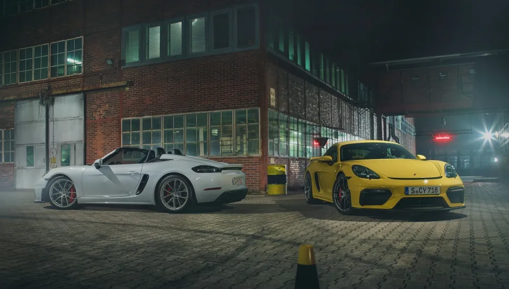 全新Porsche 718 Cayman GT4與718 Spyder熱血登場