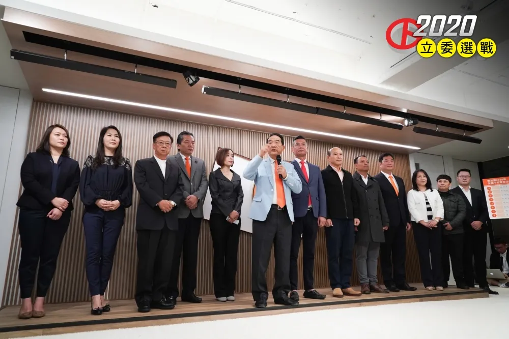 【搶食政黨票】郭粉轉投橘民眾黨成重災區　柯文哲算計遭宋郭反將一軍
