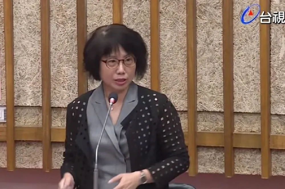 「綠色恐怖處處現」　高美蘭：即日請辭高市觀光局主秘
