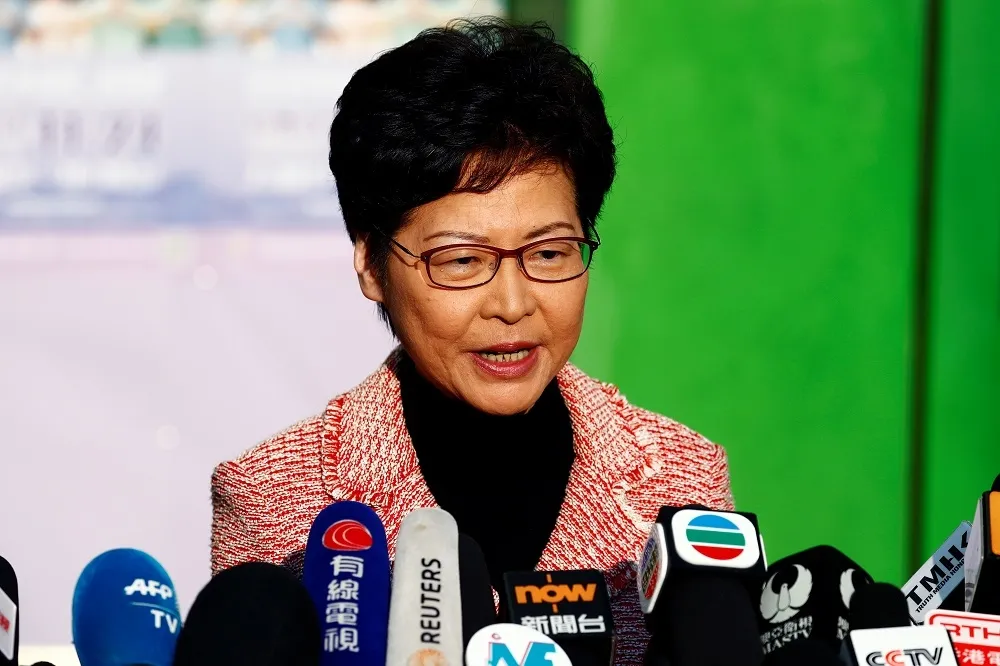 【香港區議會選舉】親中派潰不成軍驚動北京　林鄭：政府認真反思