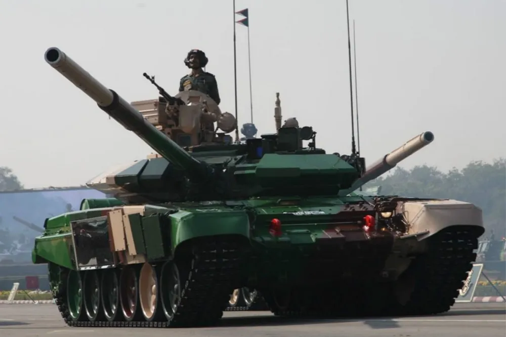 【464輛T-90S坦克】為獲原廠技轉與本土製造　印度支付俄羅斯31.2億美元授權金