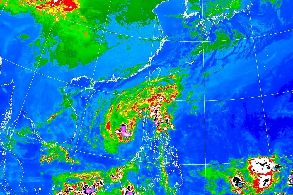 【雪訊啟動】5、6日全台降雨　玉山、合歡山有機會迎「初雪」