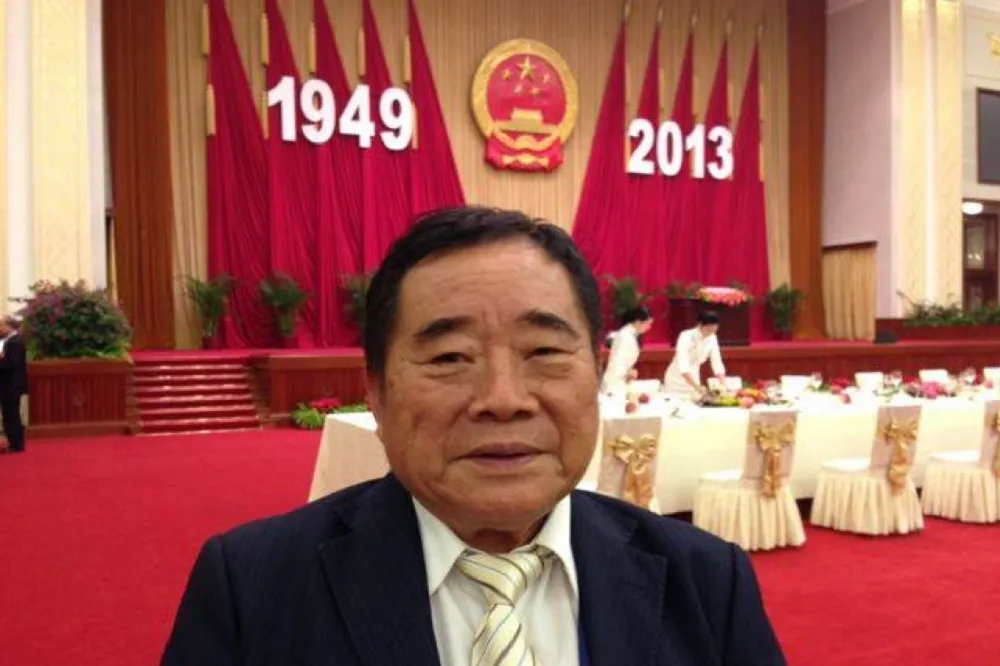 涉助中國吸收我軍官　工黨主席與退役中校兒遭起訴