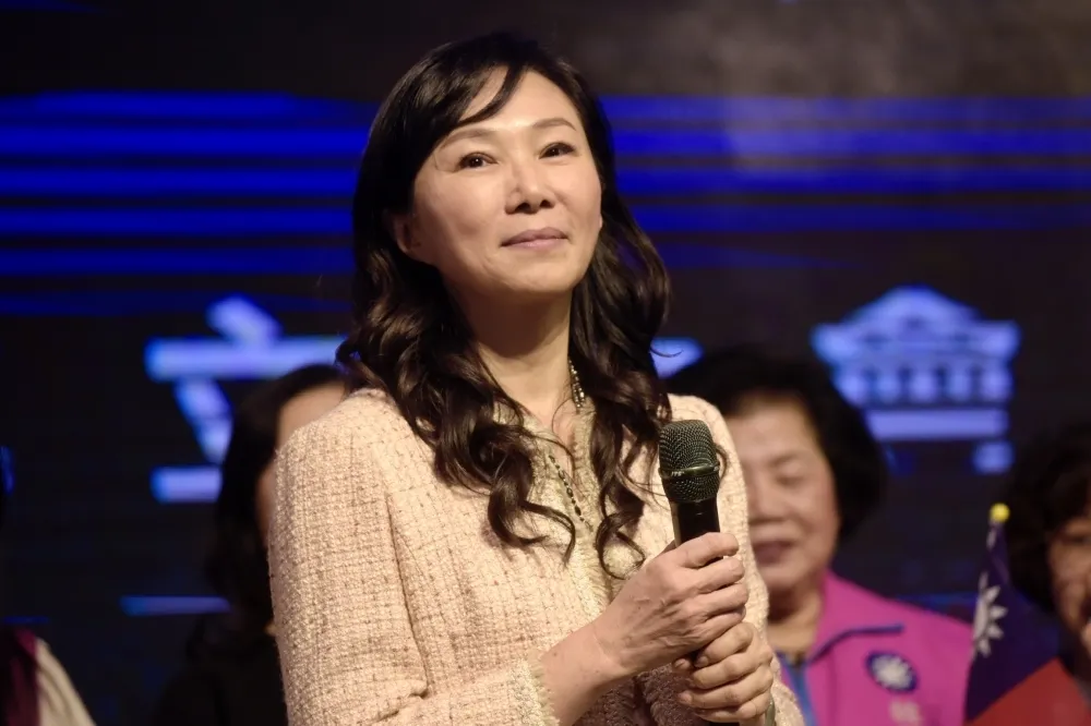 【代夫出征】李佳芬晚上出發訪美　預計10天後返台