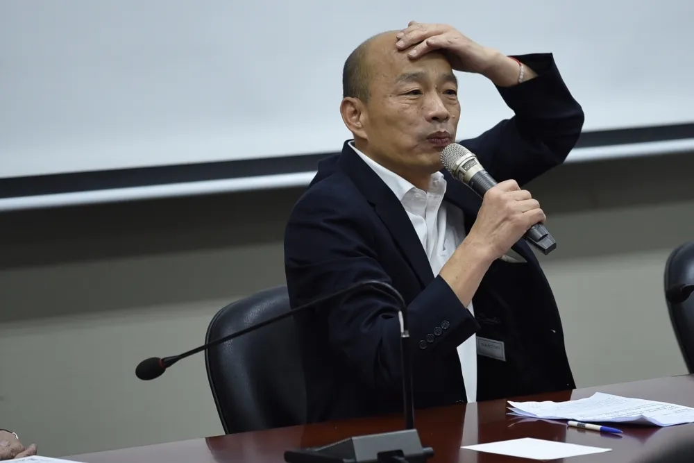 【再嗆網軍】韓國瑜轟蔡政府藉網路扮上帝　酸「賴院長辛苦了」