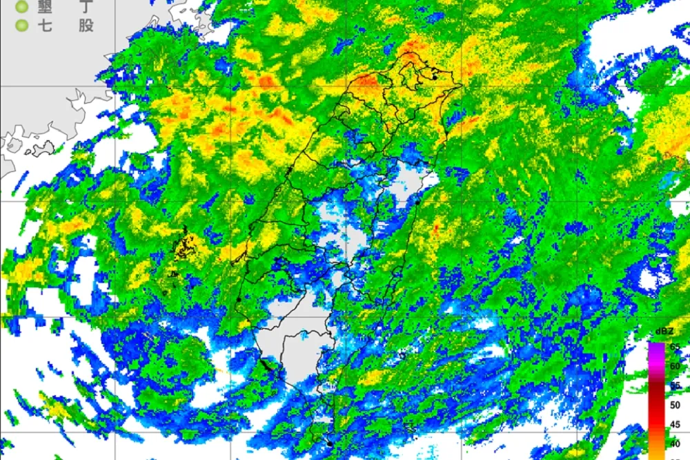 5縣市豪大雨特報　冷氣團來臨8~9日最冷「下探10度」