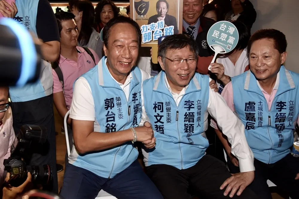 【郭柯瀕臨分手】民眾黨選將群組開炮　「分不清郭是敵是友」