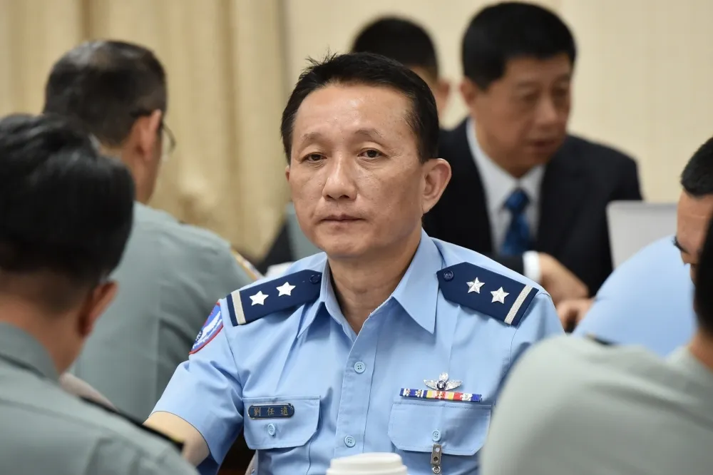 劉任遠接空軍作戰指揮官　鄭榮豐回鍋擔任參謀長