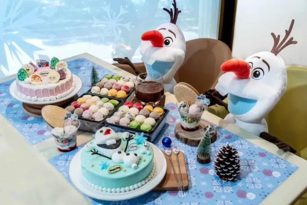 聖誕派對就來這裡辦！哈根達斯首度打造期間限定「冰雪奇幻城堡門市」 與 4 款冰雪奇緣主題餐點