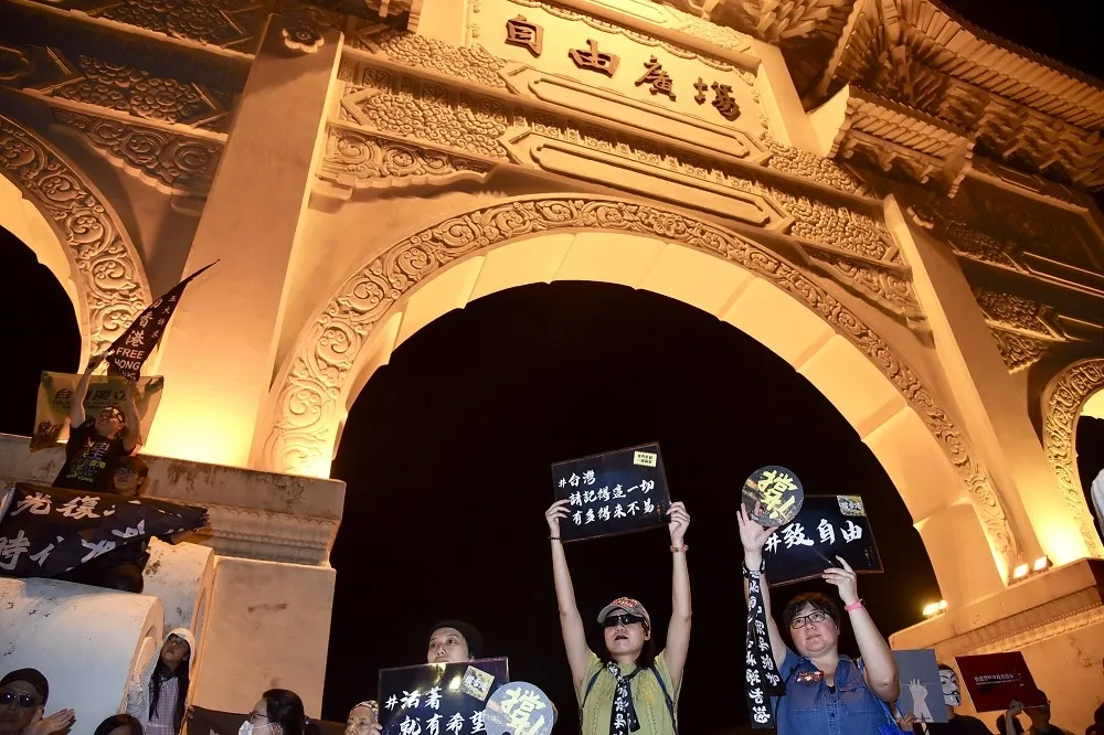 蔡英文不願訂「難民法」挺反送中　港學生會長批：民進黨只想用港人鮮血換選票　