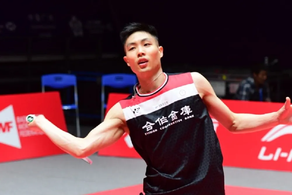 【年終賽2連勝】周天成逆轉丹麥前球王　有望拿下4強賽門票