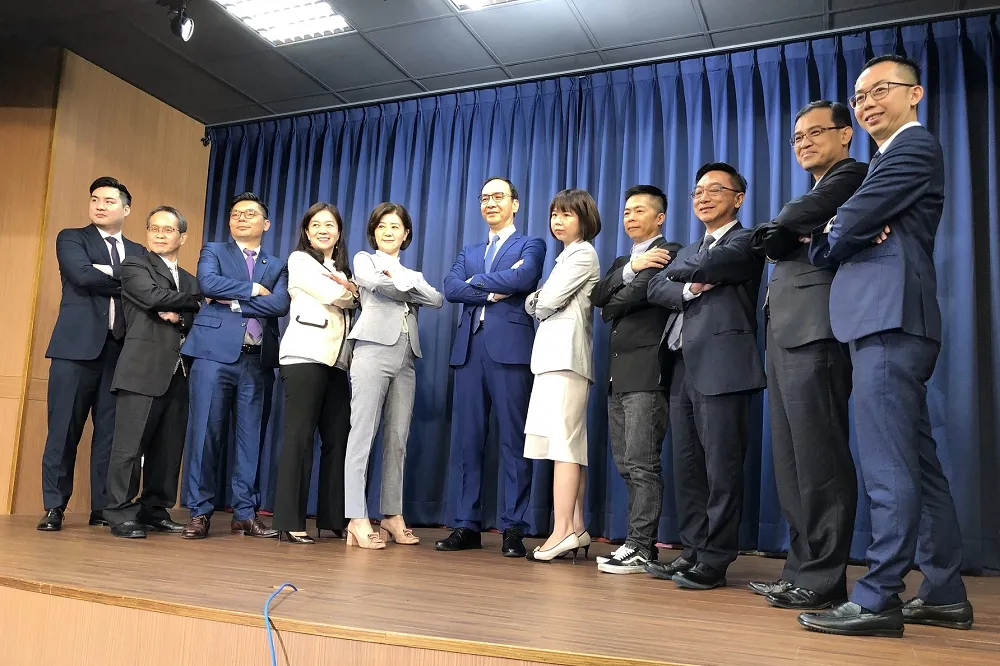 藍營「跨領域領航戰隊」成軍　林麗蟬、許毓仁、超跑名將林義傑都入列