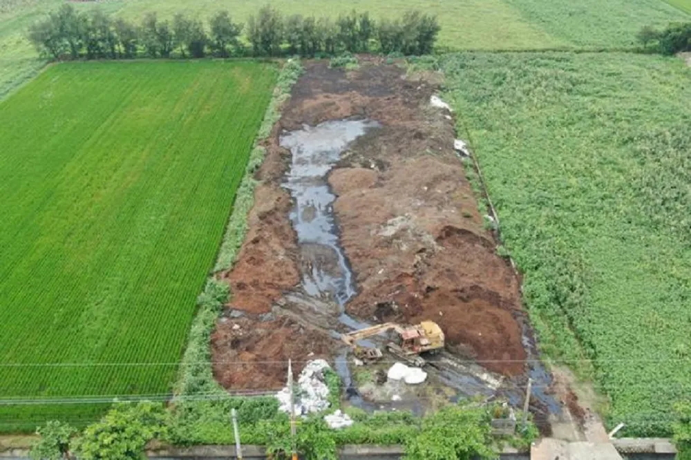 【卜蜂南投場涉案】萬噸食品污泥偷倒農地　不法所得2196萬