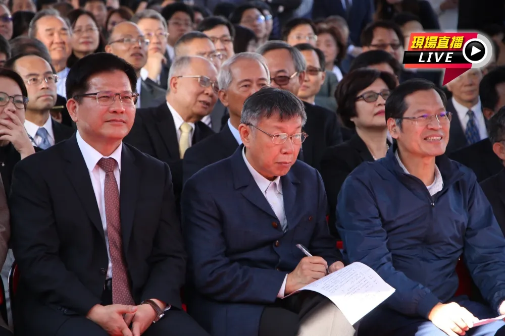 【直播】台北雙子星簽約典禮　藍天集團董座許崑泰現身