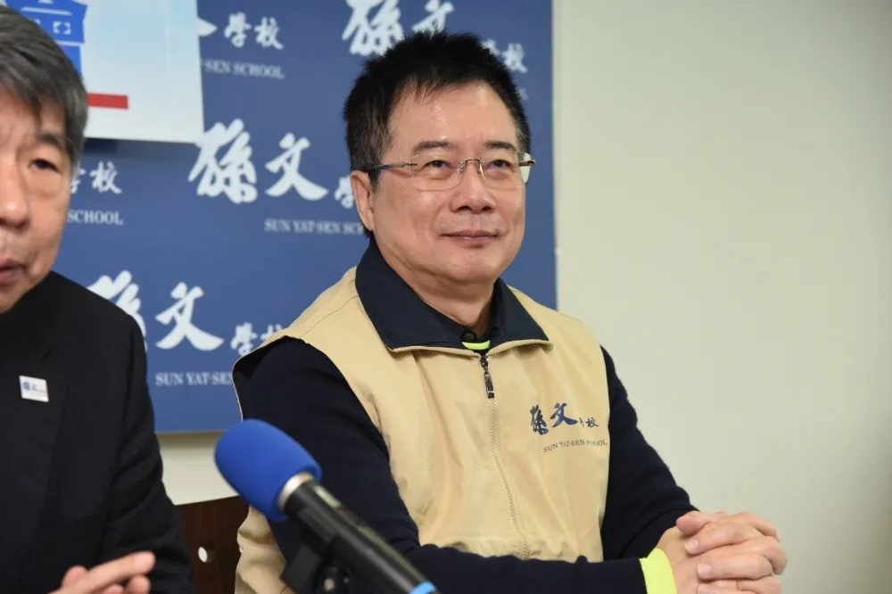批捏造王立強案　蔡正元至澳記者推特留言「騙子」