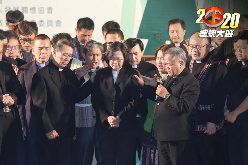 【2020大選上帝旨意】國語教會傾向泛藍 　台語教會挺綠