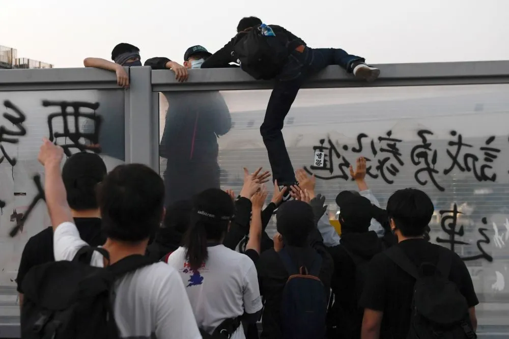 香港反送中12歲示威者被告　獲判24個月兒童保護令、半年宵禁令