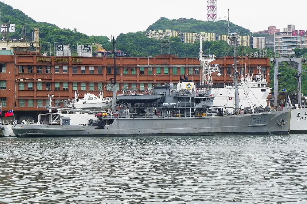 海軍「安海」救難新艦規格曝光　潛水鐘可達水深100公尺