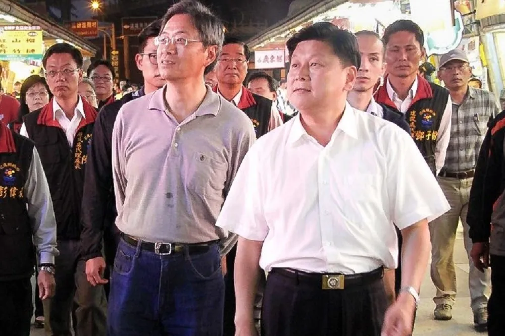 【花蓮選邊戰】喊完讓傅崐萁進立院　張善政改口：支持能下架民進黨的人選