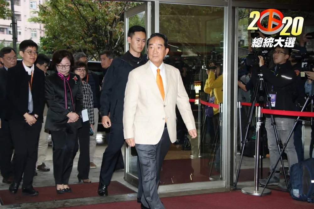 【媒體提問五】宋楚瑜籲尊重新聞自由　韓國瑜嗆宋：看別人挨打覺得很輕鬆