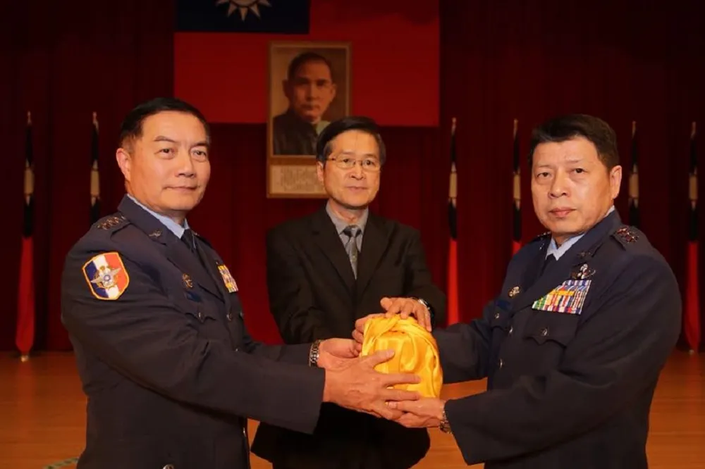 【黑鷹墜毀】國軍「型男模範生」空難遇劫　參謀總長沈一鳴「不刁難人好長官」