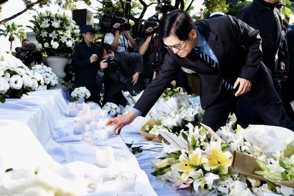 台北賓館開放追思8將士　國防部：延長至1月7日