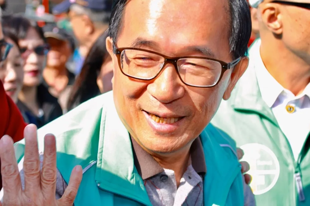 阿扁參與政治對病情有幫助　柯文哲酸：給他當總統好更快