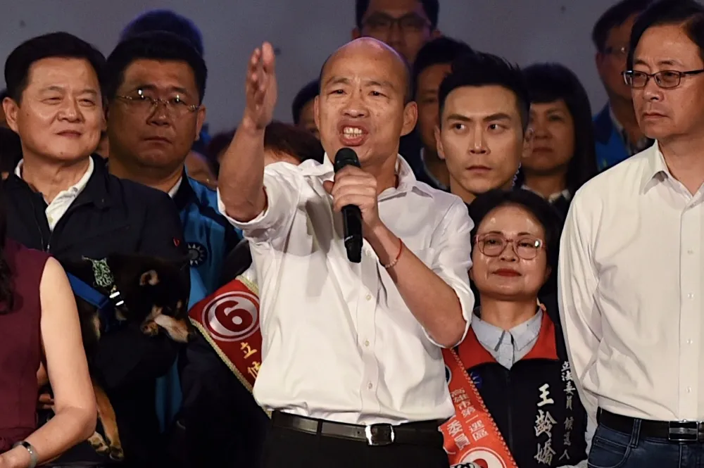 高雄選前之夜引35萬人力挺　韓國瑜轟：民進黨已經變金光黨