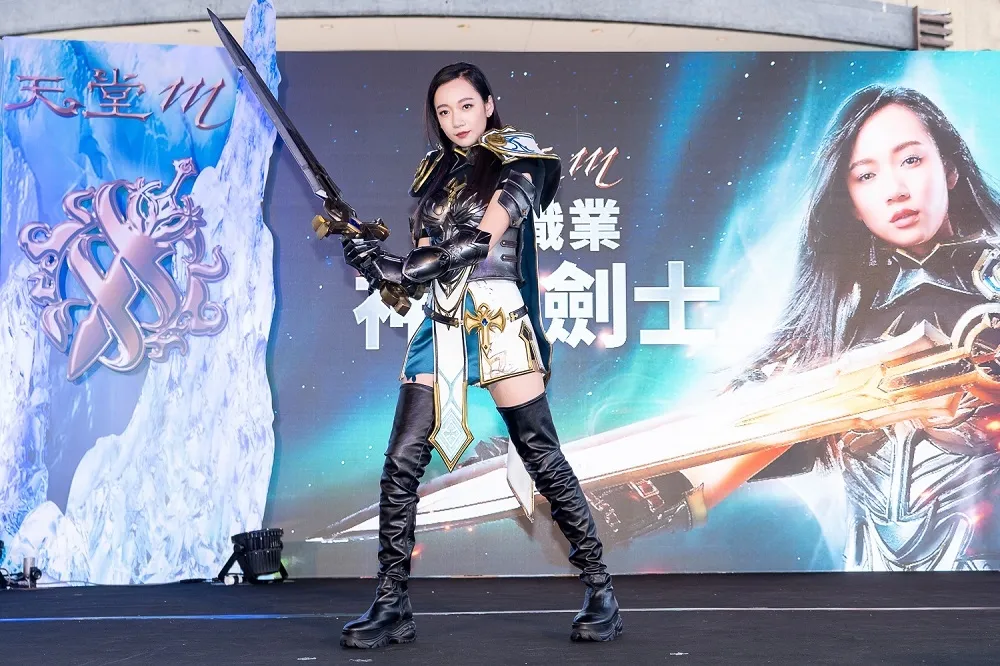 《天堂M》首度女角限定新職業「神聖劍士」1/15女力戰放！　新生代R＆B女神「吳卓源」化身新職業形象代言人