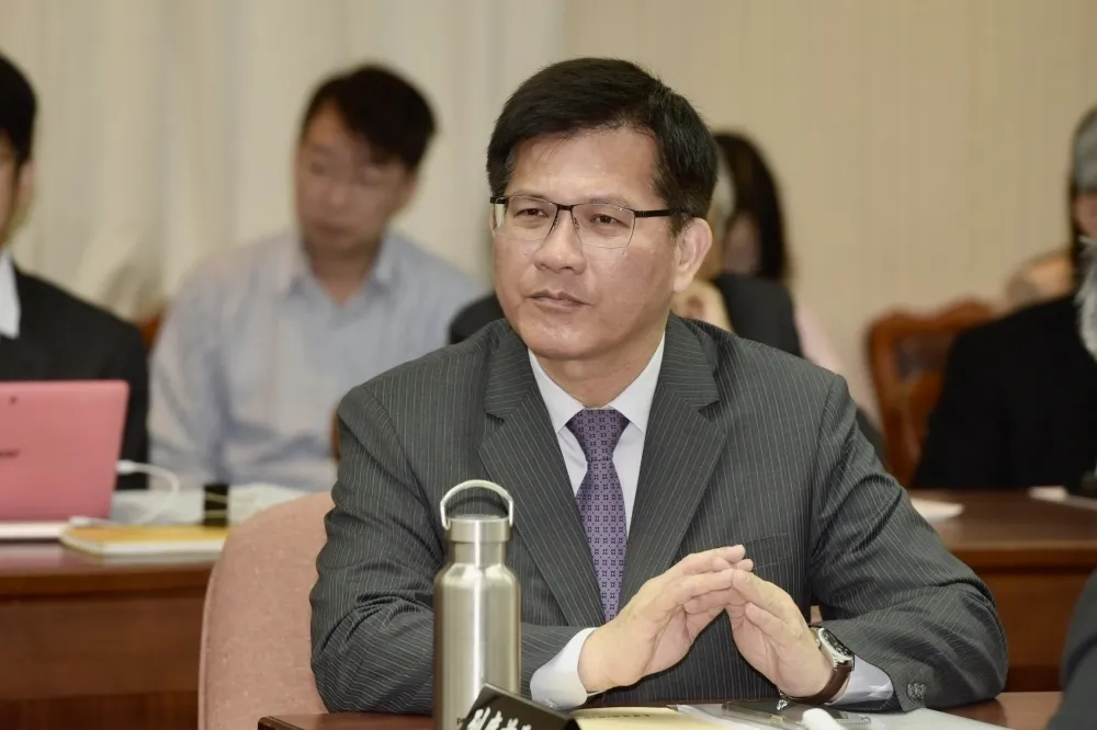 詹順貴：請問林佳龍部長　這是執政黨對南鐵案秋後算帳嗎