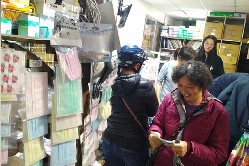 【武漢肺炎】疫情亂造謠可罰300萬　哄抬口罩價格恐罰5000萬