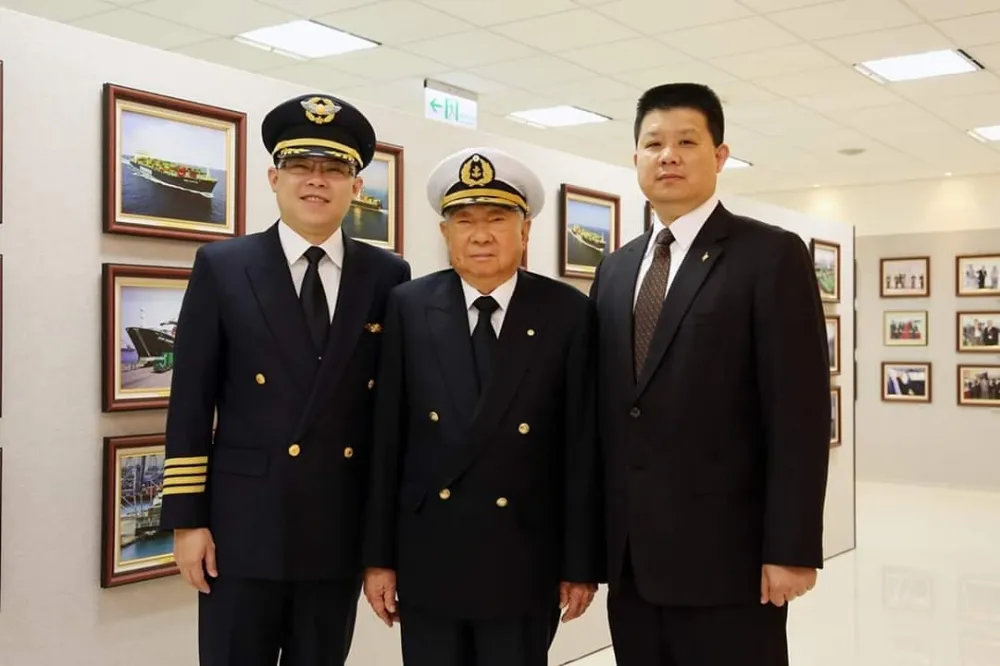 星宇首航張國煒感性發文：爸，你有高興麼？放心，我不會給你漏氣