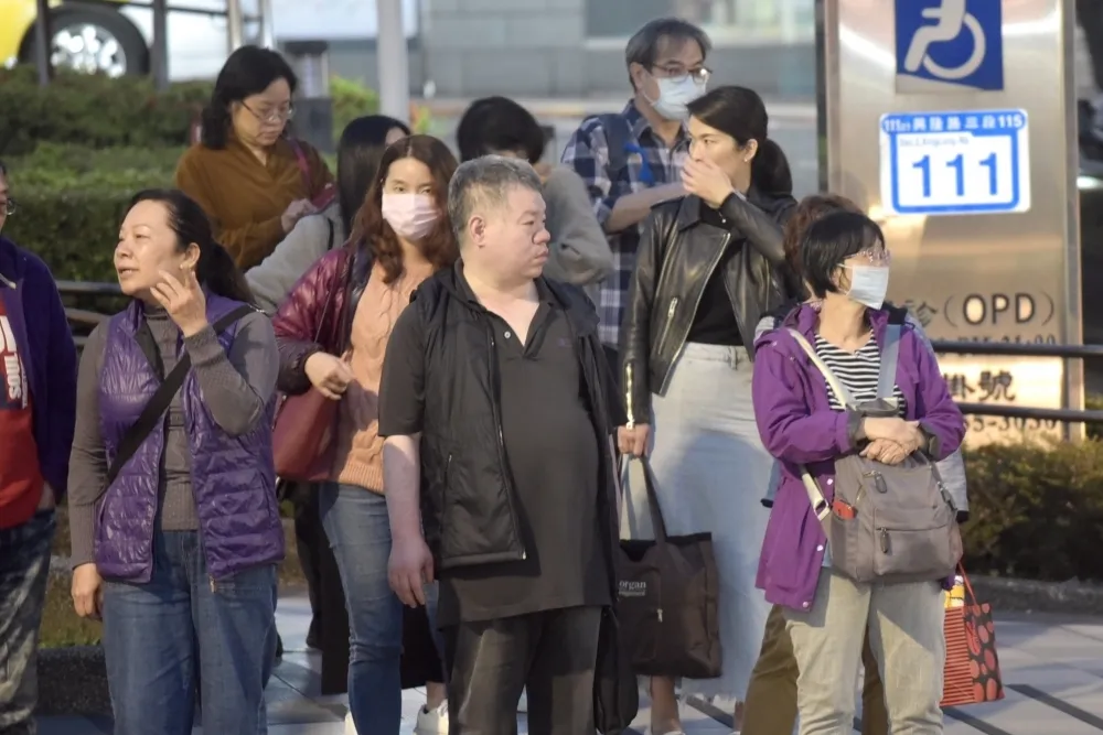 武漢疫情急遽升高　兩岸交流僅剩陸生和陸配可來台