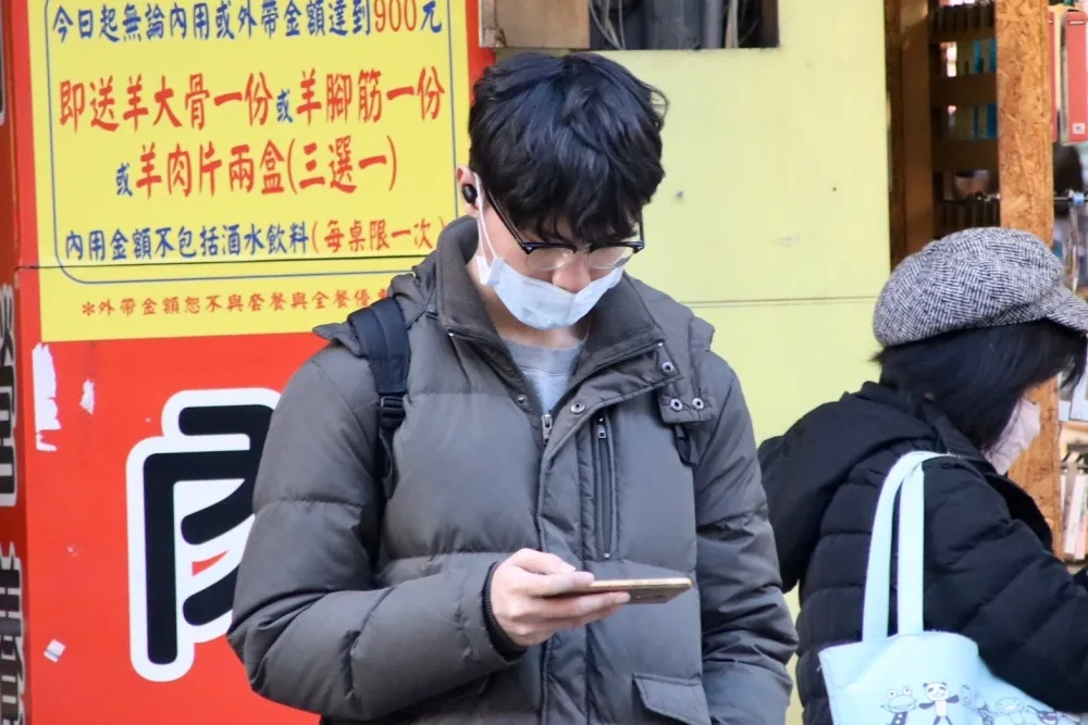 【武漢肺炎】8千國考生須戴口罩量體溫　考選部勸親友別陪考