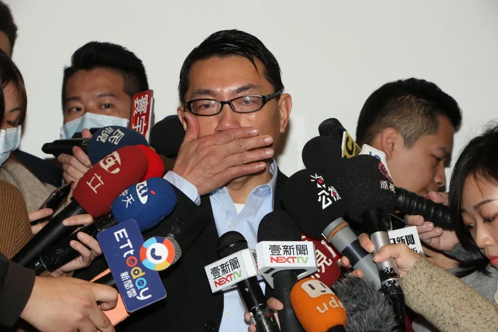 【滯武漢台人返台未定】徐正文數度哽咽　呼籲兩岸「少點政治多點人情味」