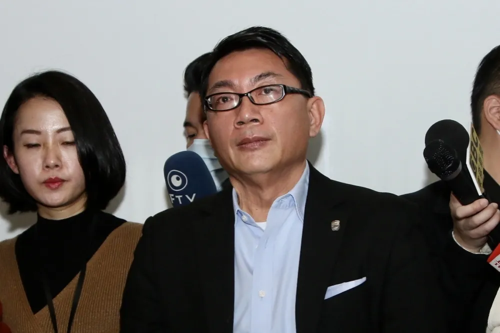 第一批返台名單遭質疑　徐正文澄清：是陸配身邊帶有台灣籍小孩